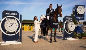 Espectacular triunfo de Mariano Martínez Bastida en el Trofeo Longines