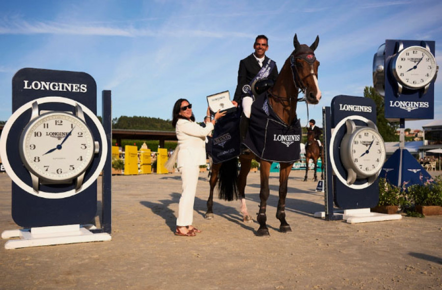 Espectacular triunfo de Mariano Martínez Bastida en el Trofeo Longines