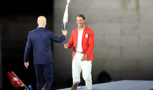 París 2024 | Lluvia y fuego en una larga y original apertura