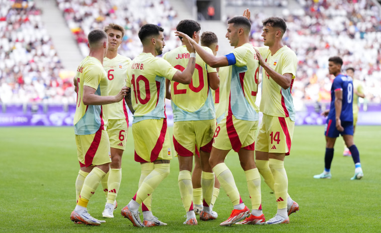 Triunfo cómodo (3-1) de los de Santi Denia ante la República Dominicana