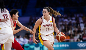 España doblega a China tras la prórroga (90-89)