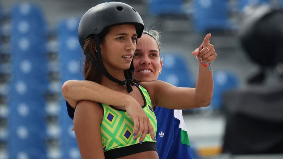 La brasileña Rayssa, de 16 años, logra el bronce y hace historia de precocidad en los Juegos Olímpicos