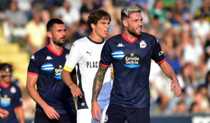 Dos chispazos de Lucas y Barbero evitan la derrota del Dépor en Famalicão (2-2)