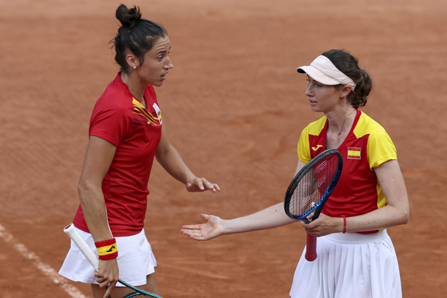 Las españolas Sara Sorribes y Cristina Bucsa ya están a las puertas del podio