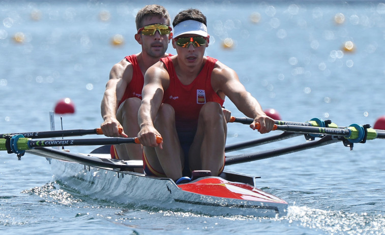 Dennis Carracedo y Caetano Horta, diploma olímpico en doble sculls ligeros