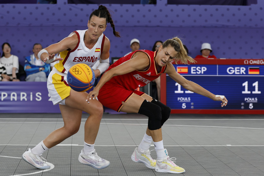 España pierde y complica su pase directo a semifinales en baloncesto 3x3