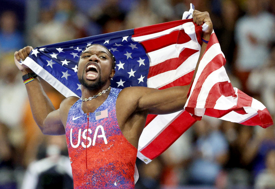 Noah Lyles y Yaroslava Mahuchikh ponen en pie al Estadio de Francia