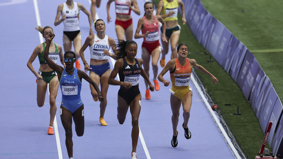 Esther Guerrero y Águeda Marqués a la sefiminal de 1.500