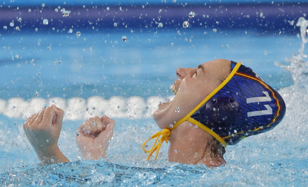 Oro para España en waterpolo (9-11)