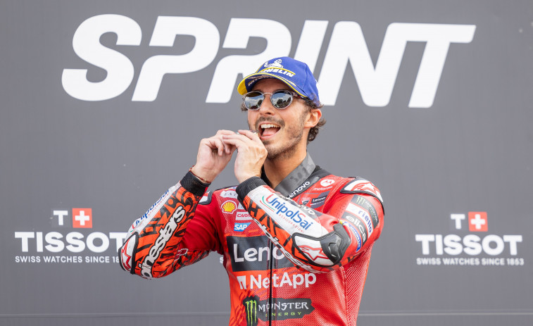 Bagnaia gana con autoridad, Vietti y Ortolá logran la 'pole position'