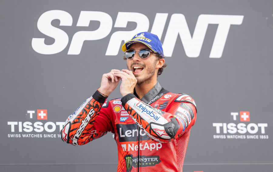 Bagnaia gana con autoridad, Vietti y Ortolá logran la 'pole position'