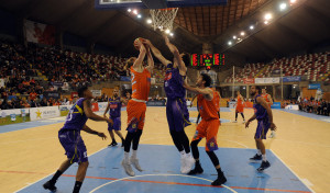 Los años de Oro del Básquet Coruña | Tercer Día de la Marmota (16-17)