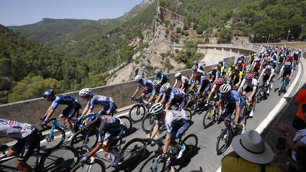 Roglic se impone en Cazorla, Mas segundo y O'Connor sigue líder