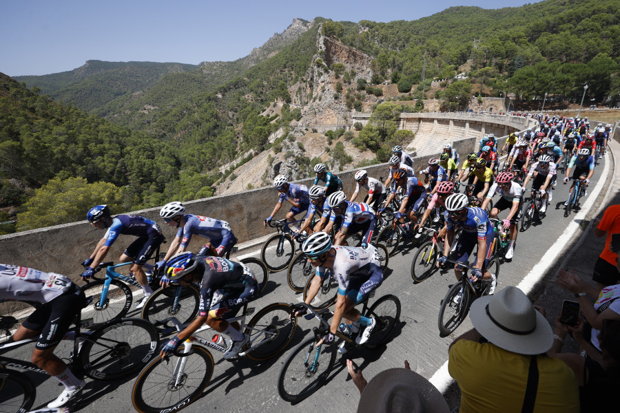 Roglic se impone en Cazorla, Mas segundo y O'Connor sigue líder