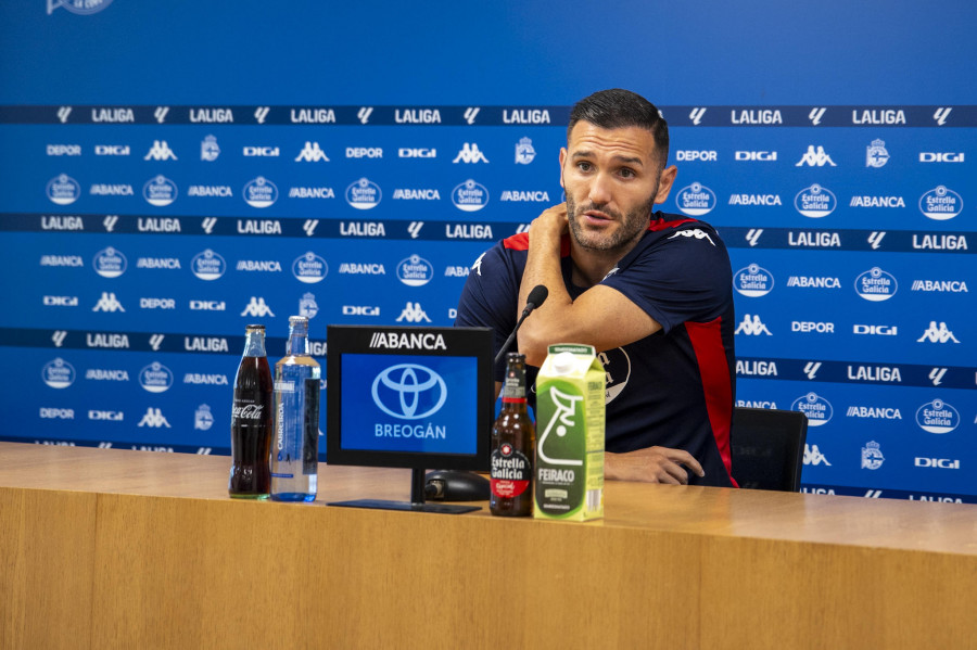 Lucas Pérez firmará camisetas el jueves 21 en Coren Grill