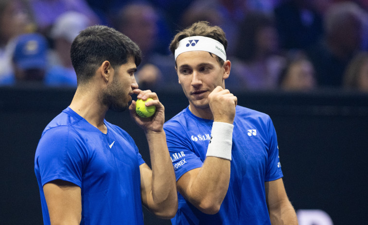 Alcaraz y Ruud aprietan la Copa Laver para Europa