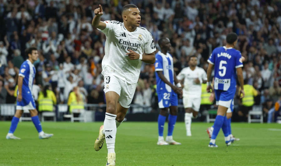 El Real Madrid vence sufriendo al Alavés (3-2)