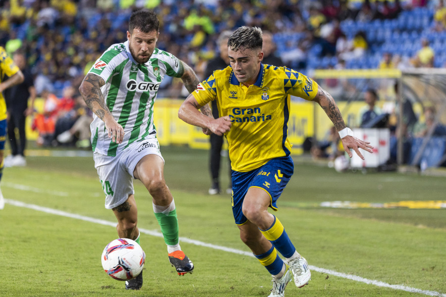 Las Palmas y Betis se quedan a medio camino (1-1)