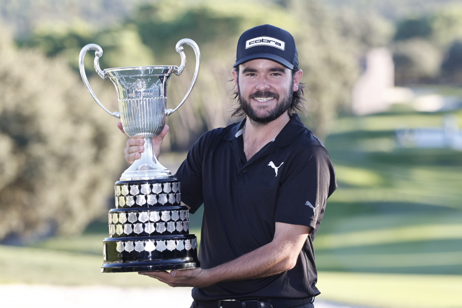 El español Ángel Hidalgo gana el Abierto de España de golf tras superar a Jon Rahm