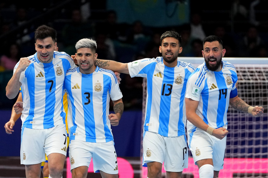 Argentina, a su tercera semifinal consecutiva con sinfonía de juego y goles