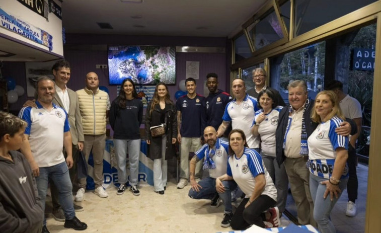 Inaugurada con éxito la peña Irmandade Branquiazul