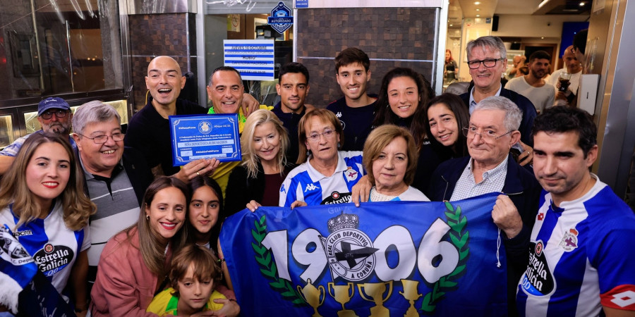 Inaugurada con éxito la peña blanquiazul Rubio en Os Mallos