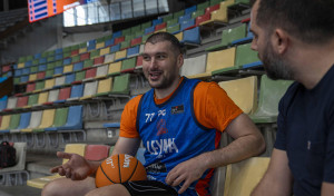 Doce preguntas rápidas con el jugador del Básquet Coruña Beqa Burjanadze