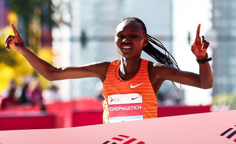 La keniana Chepngetich bate en Chicago el récord del mundo femenino de maratón