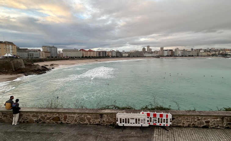 Ya está en marcha en A Coruña el Campeonato de España de Surf Open 2024