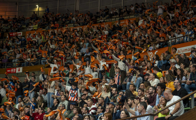 El Básquet Coruña y su afición se unen en pro de las víctimas de la DANA