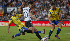 Las Palmas remonta en Mestalla y dinamita al Valencia (2-3)