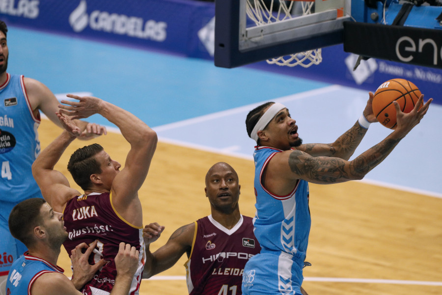 Paulí lidera a un Lleida que asalta la pista del Río Breogán   (77-81)