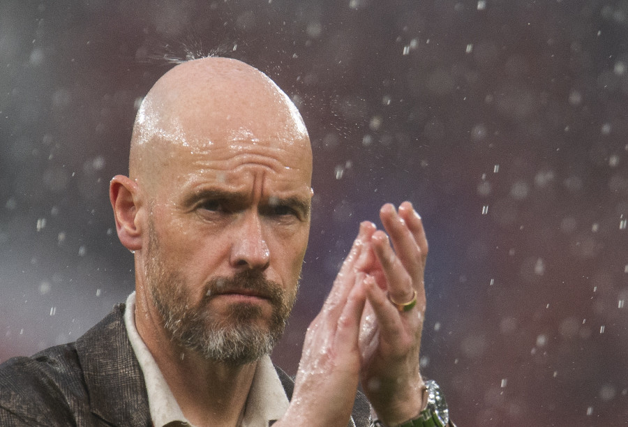 El Manchester United despide a Ten Hag