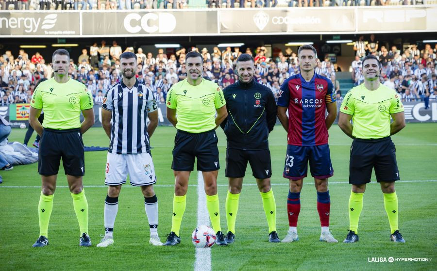 Sánchez Villalobos dirigirá el Dépor-Eibar