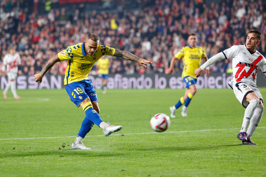 Las Palmas asalta Vallecas (1-3)