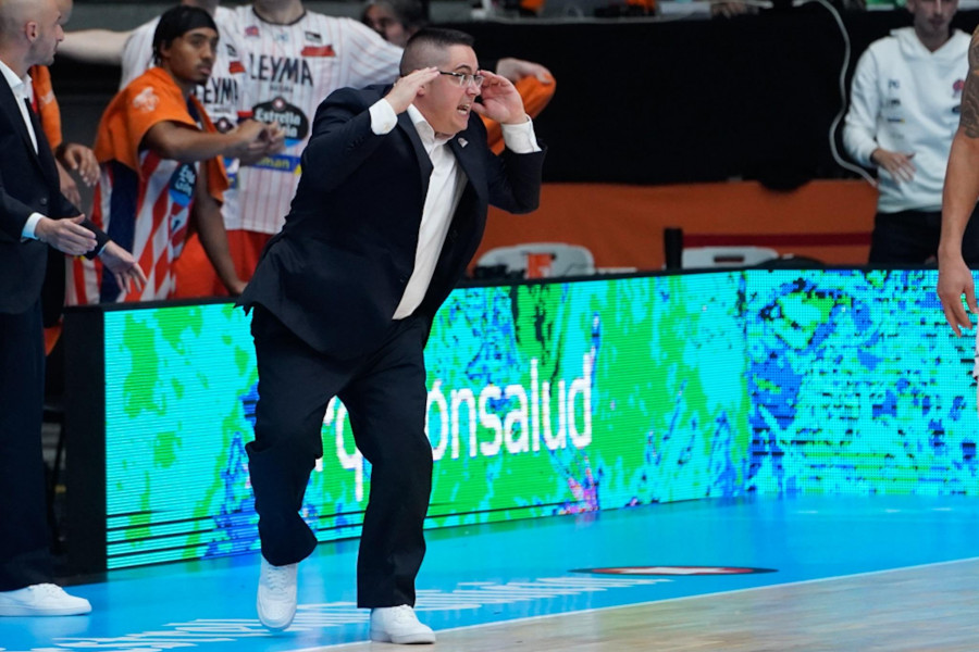 Diego Epifanio explota contra las ventanas FIBA