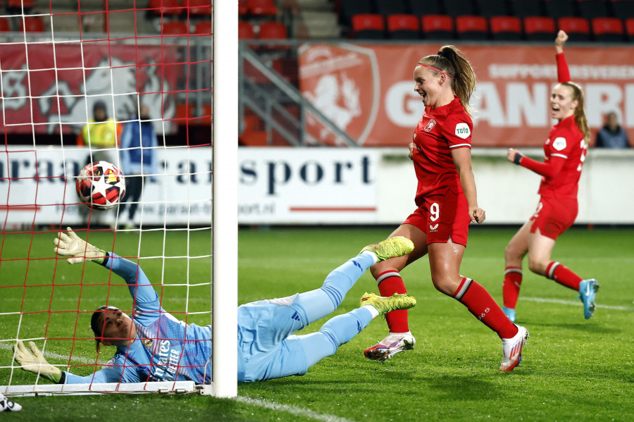 El Real Madrid encarrila su pase a cuartos con una trabajada victoria ante el Twente (2-3)