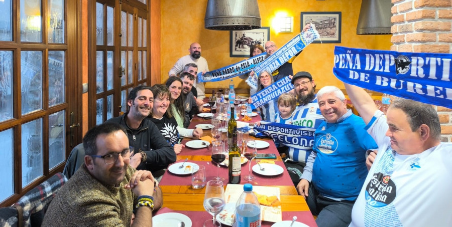 La peña de Burela celebró su tradicional comida de Navidad