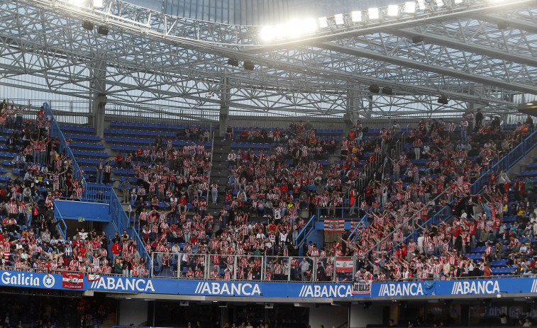 LaLiga denuncia cánticos de las dos aficiones en el Dépor-Sporting