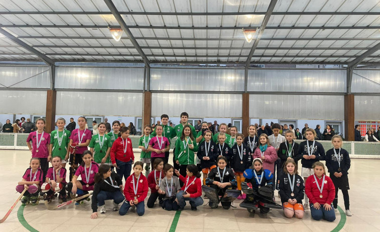 El Liceo gana su torneo solidario femenino en benjamín y sub-17