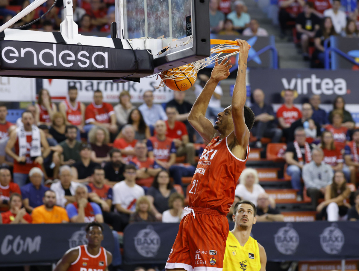 Derrick Alston Jr. BAX GCA Firmar acb Photo   Joaquim Alberch