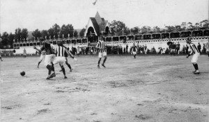 Monelos, la guarida del caduco rival donde germinó el atletismo