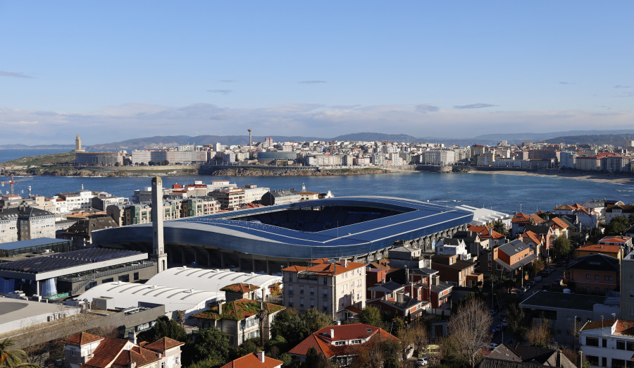 "Una ciudad llena de vida comercial y cultural": A Coruña ya luce como sede mundialista