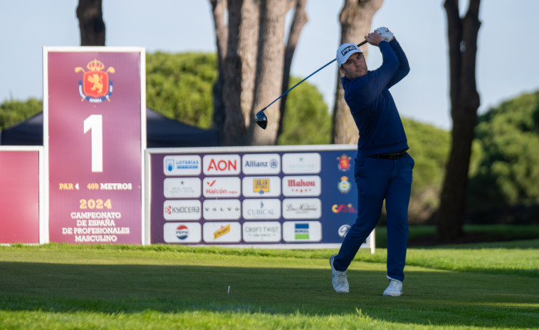 El coruñés Adarraga brilla en el segundo día del New Giza Open de golf