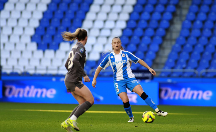 Vera Martínez, el fichaje que aterrizó en el Deportivo para ser indiscutible