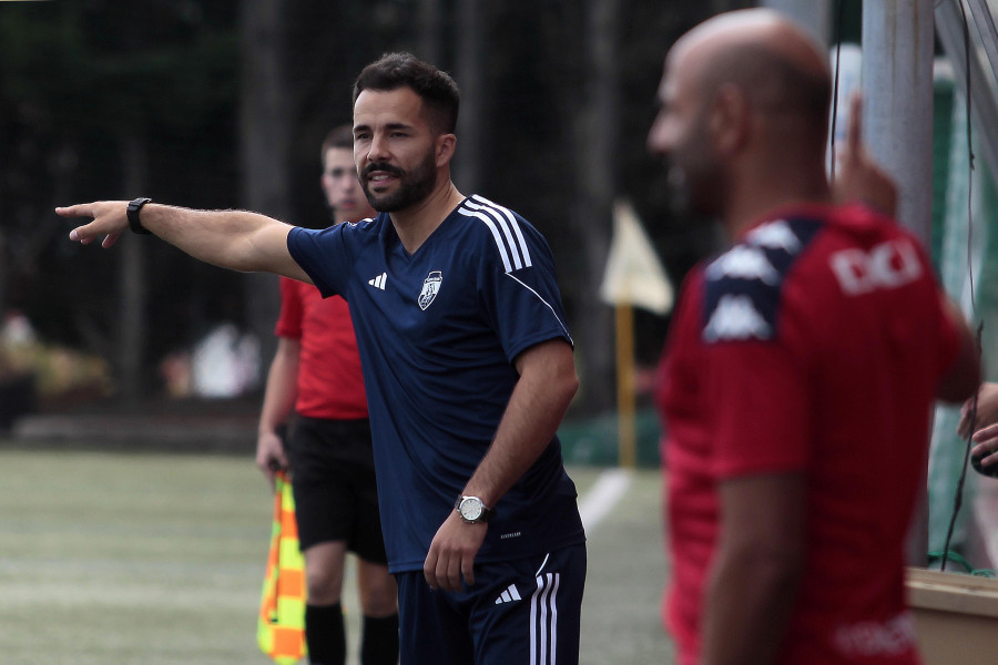 Kike Sanfiz deja de ser entrenador del Montañeros juvenil