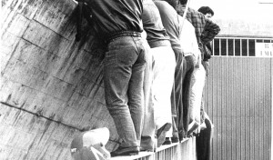 ÉRASE UNA VEZ | Aquellos equilibrios para ver el fútbol en Riazor