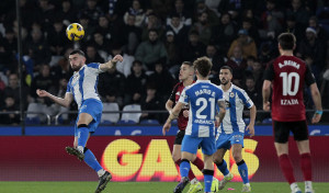 EL ANÁLISIS POR LÍNEAS: DEFENSA: El balón parado, la criptonita  de la zaga