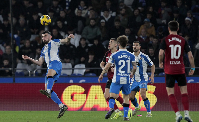 EL ANÁLISIS POR LÍNEAS: DEFENSA: El balón parado, la criptonita  de la zaga