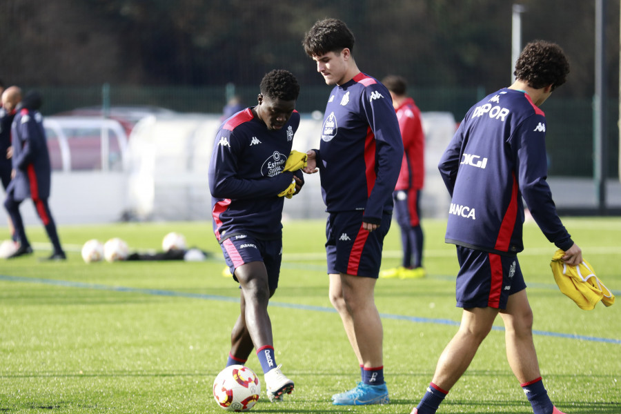 Manuel Pablo podría recuperar hasta a tres futbolistas para visitar al Ávila